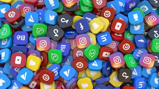 Développez votre présence en Ligne : Réseaux  Sociaux et Site Web Gratuit